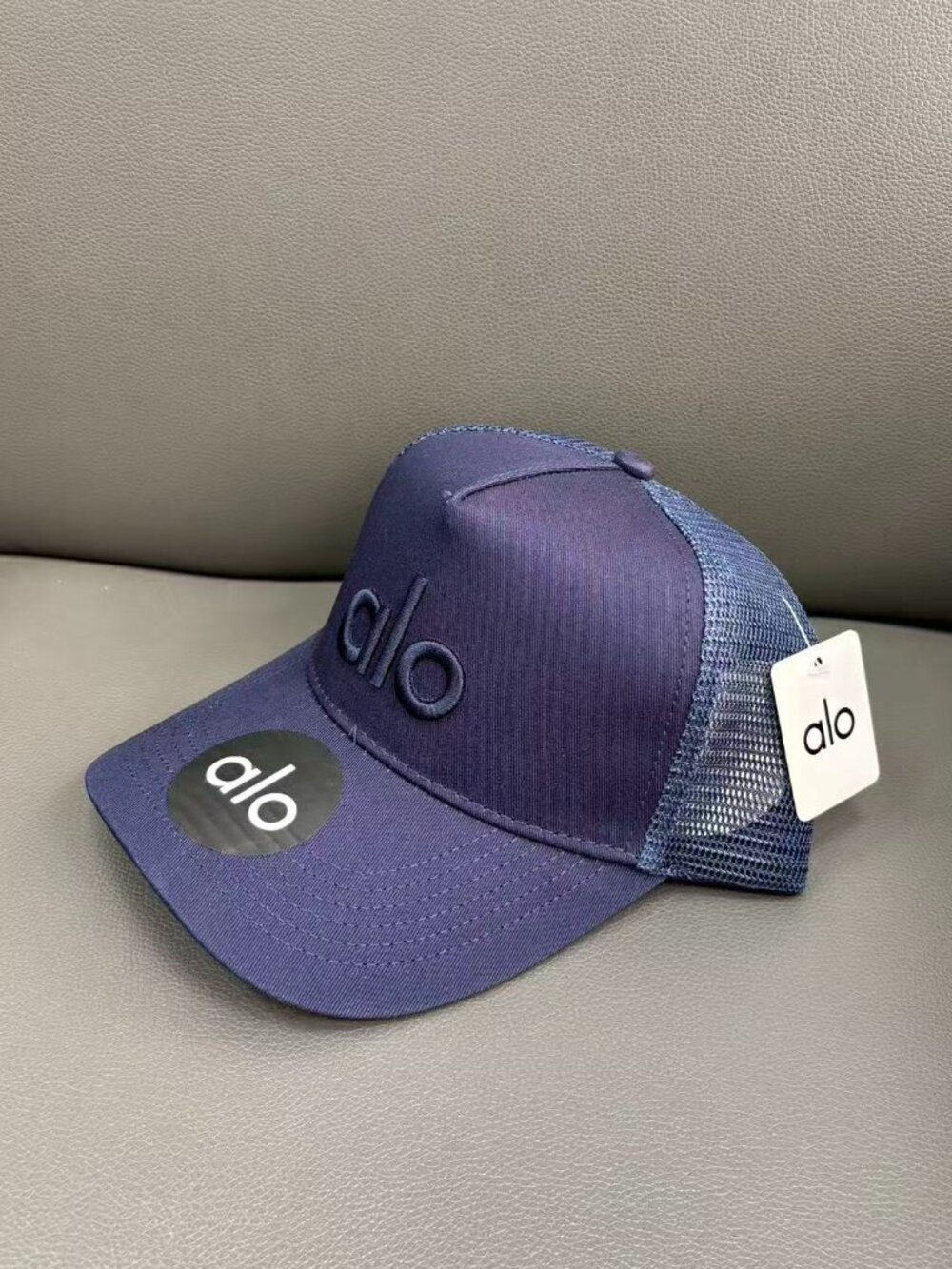 ALO Yoga  District Trucker Hat Navy Color 💙Simple Sports Cap